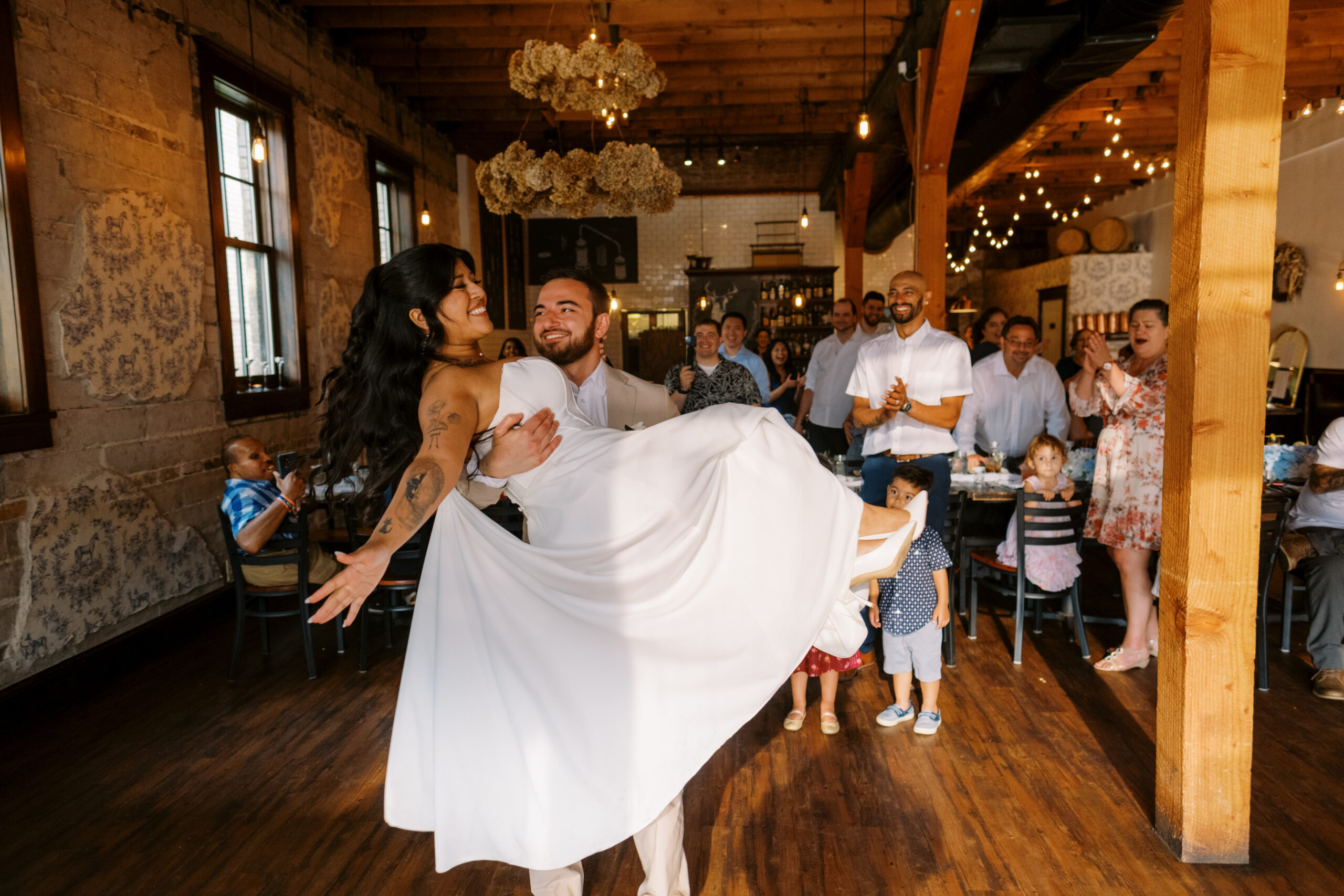 6 of the Best Minneapolis Wedding Venues - Copper Hen Cakery + Kitchen